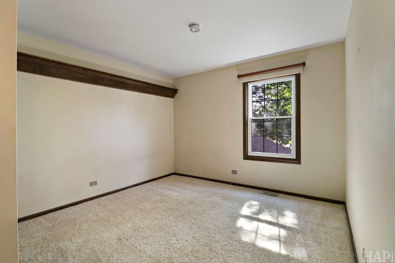 470 Highland Grove Drive, Buffalo Grove, IL 60089