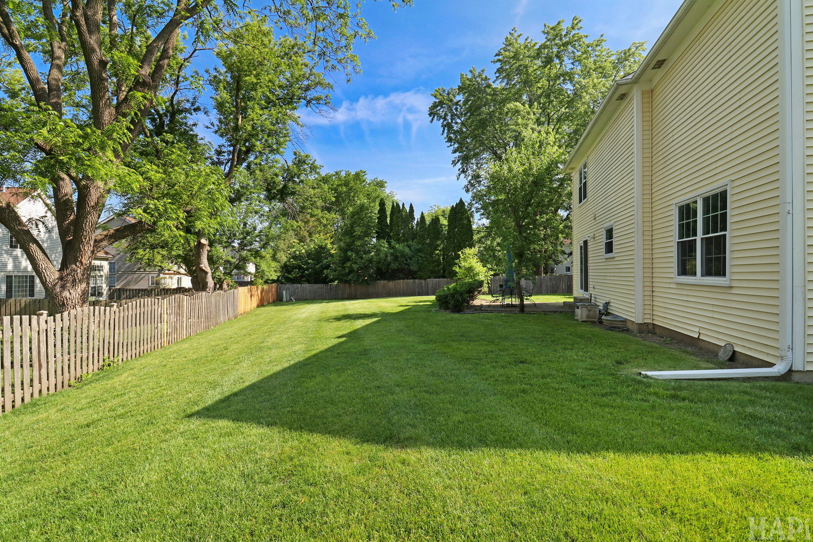 470 Highland Grove Drive, Buffalo Grove, IL 60089