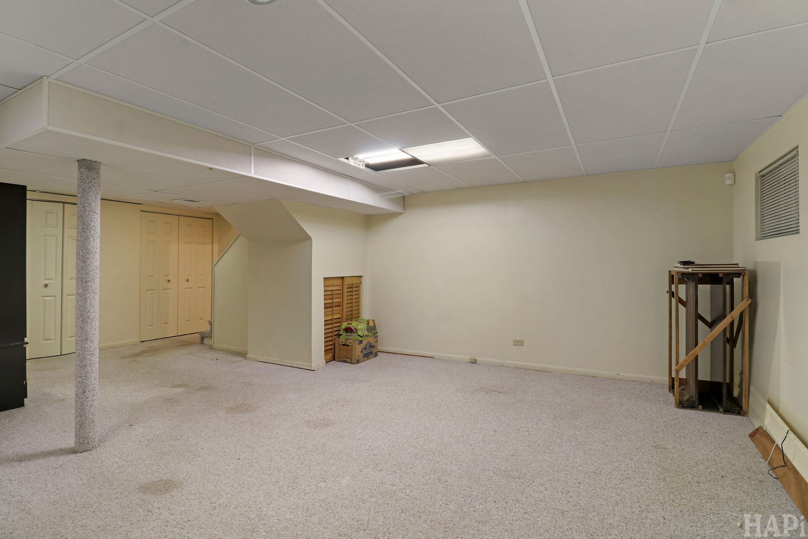 470 Highland Grove Drive, Buffalo Grove, IL 60089