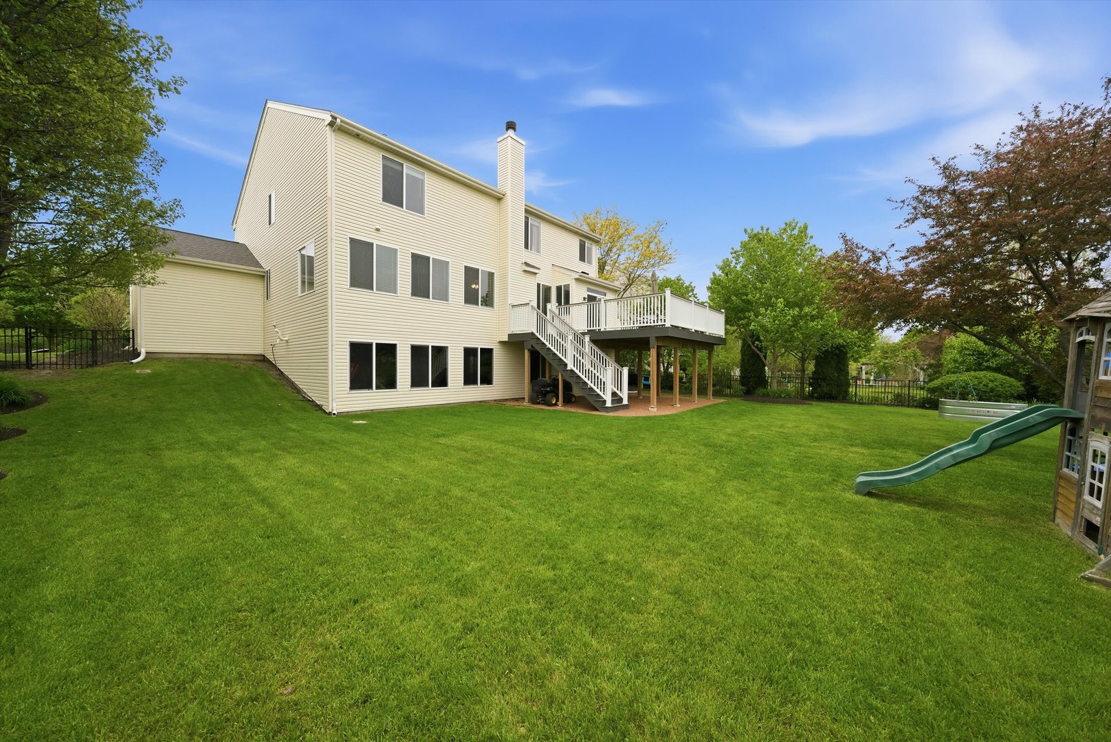 6814 Homestead Drive, McHenry, IL 60050