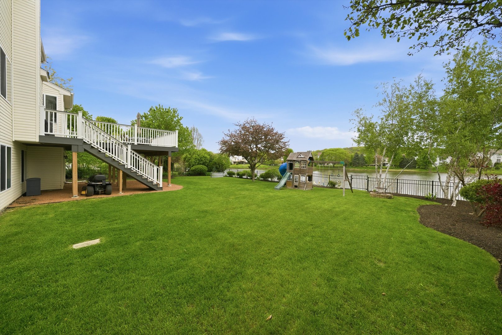 6814 Homestead Drive, McHenry, IL 60050