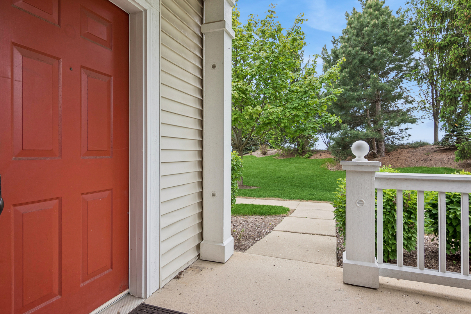 2305 Aurora Drive #8, Pingree Grove, IL 60140