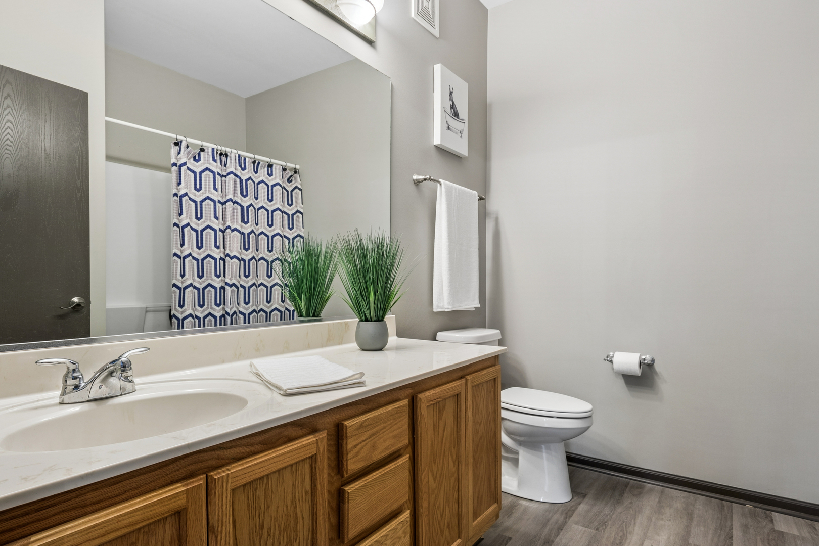 2305 Aurora Drive #8, Pingree Grove, IL 60140