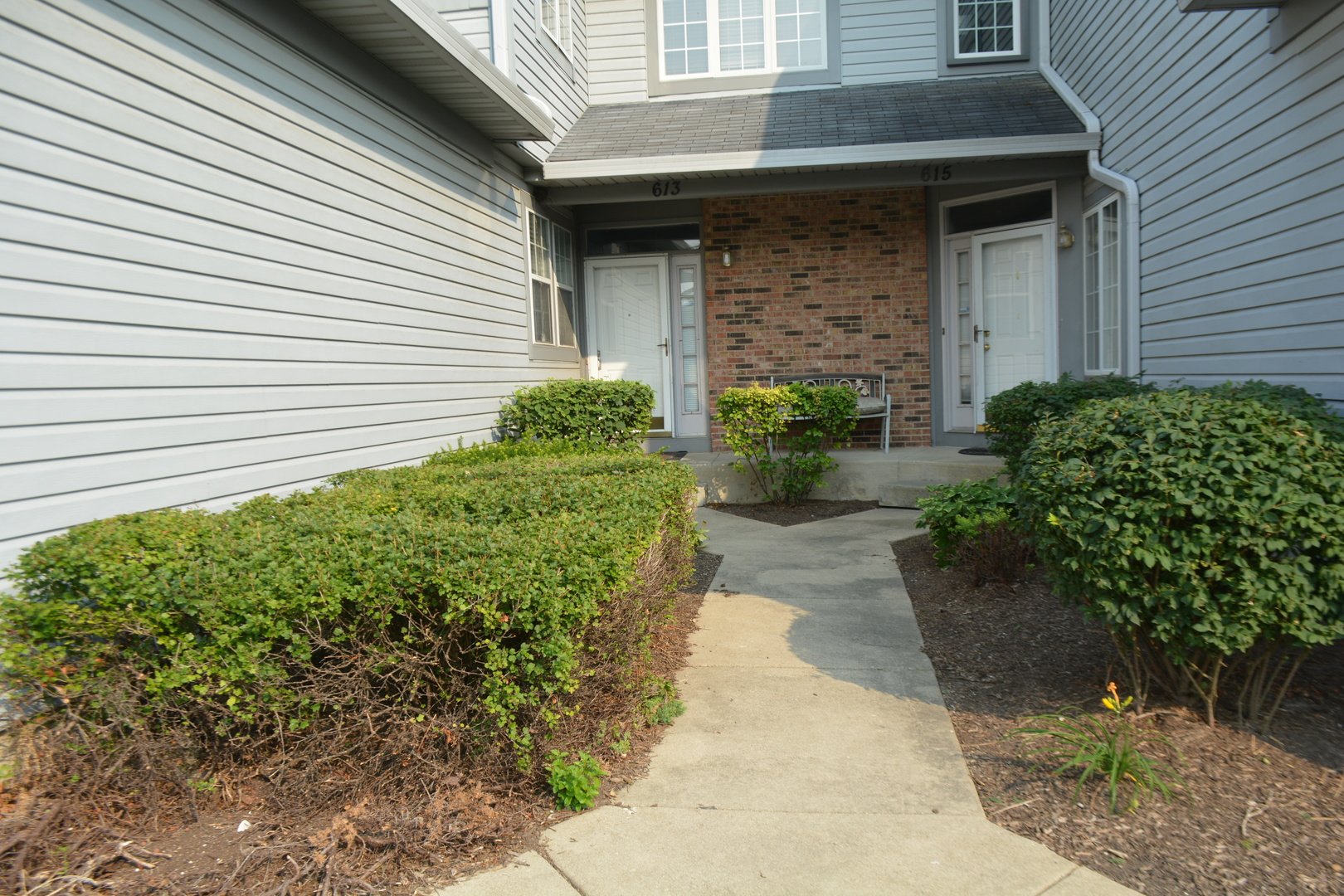 613 W Parkside Drive, Palatine, IL 60067