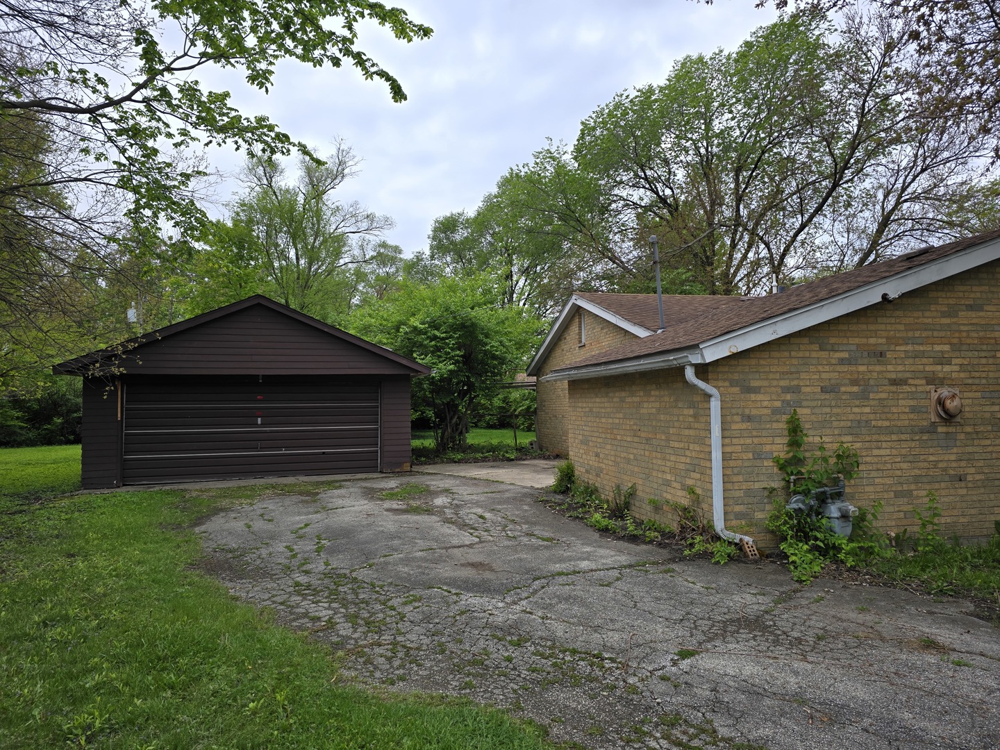 8621 W 167th Place, Orland Park, IL 60462