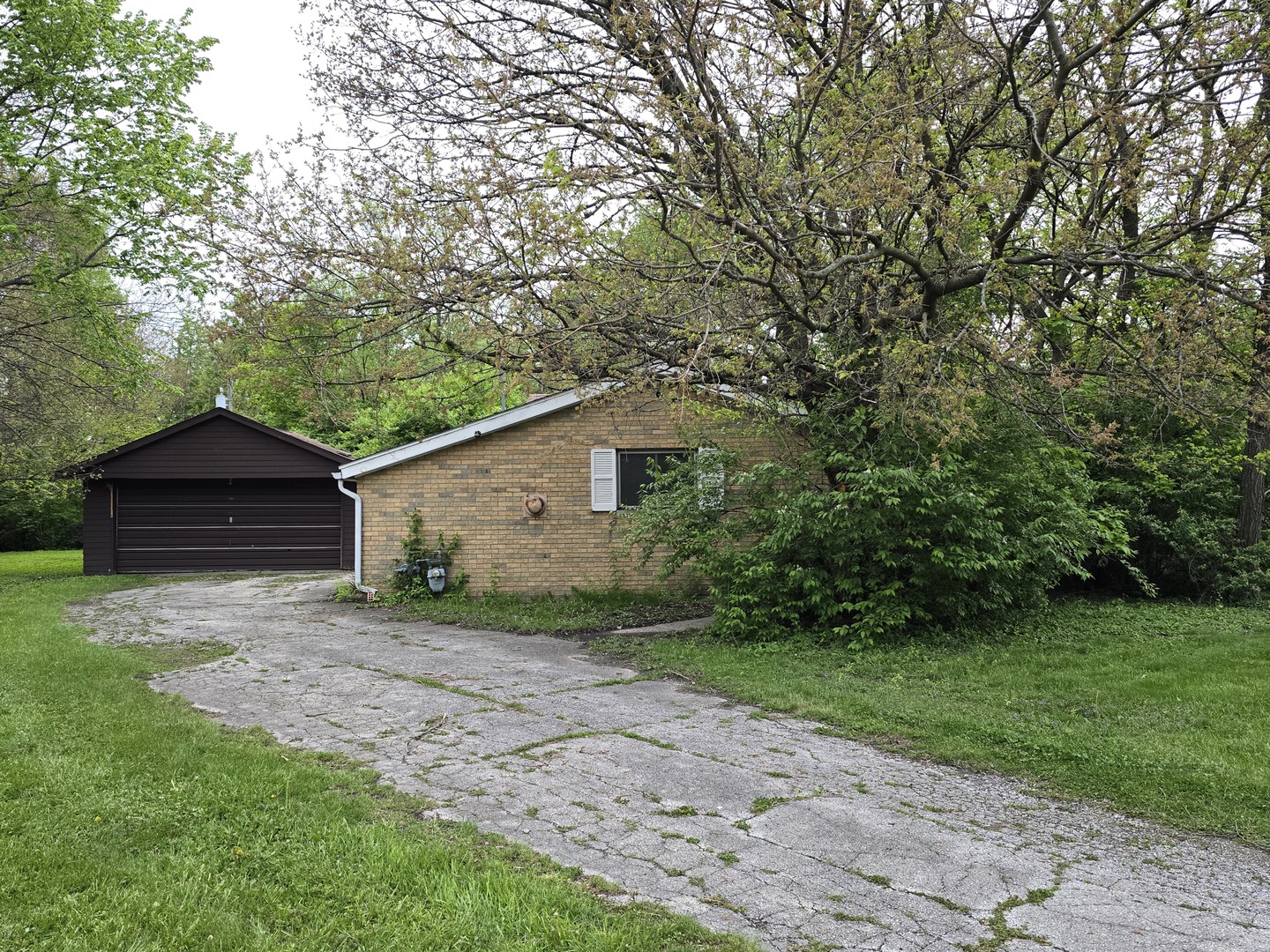 8621 W 167th Place, Orland Park, IL 60462