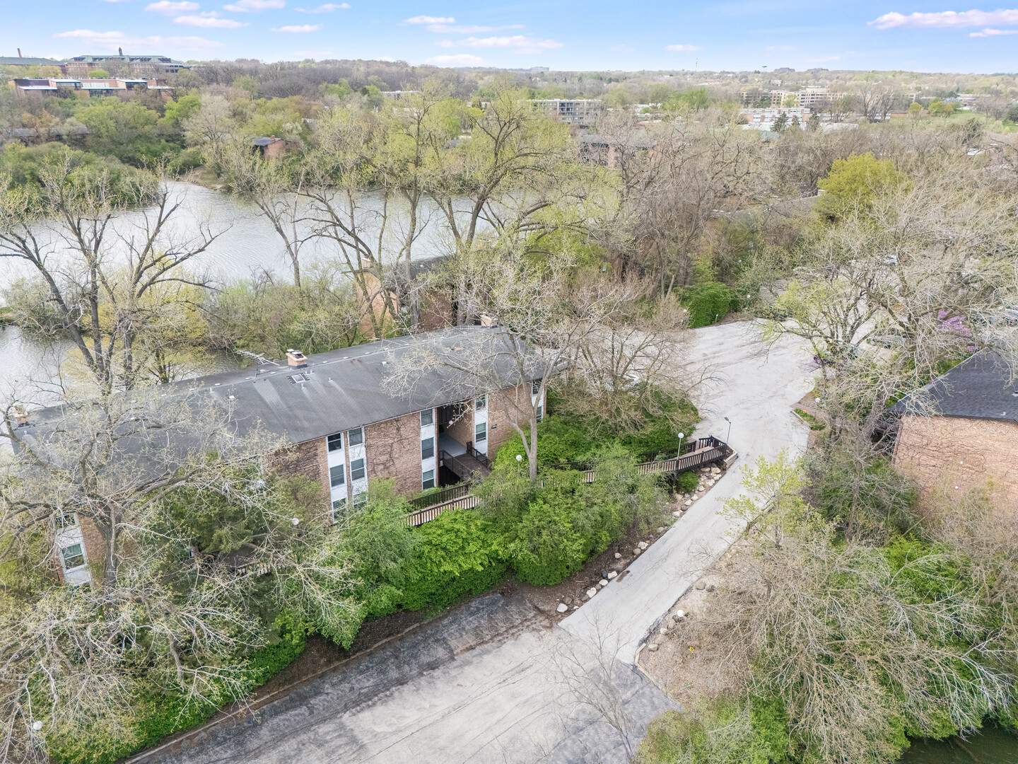 5511 E Lake Drive #D, Lisle, IL 60532