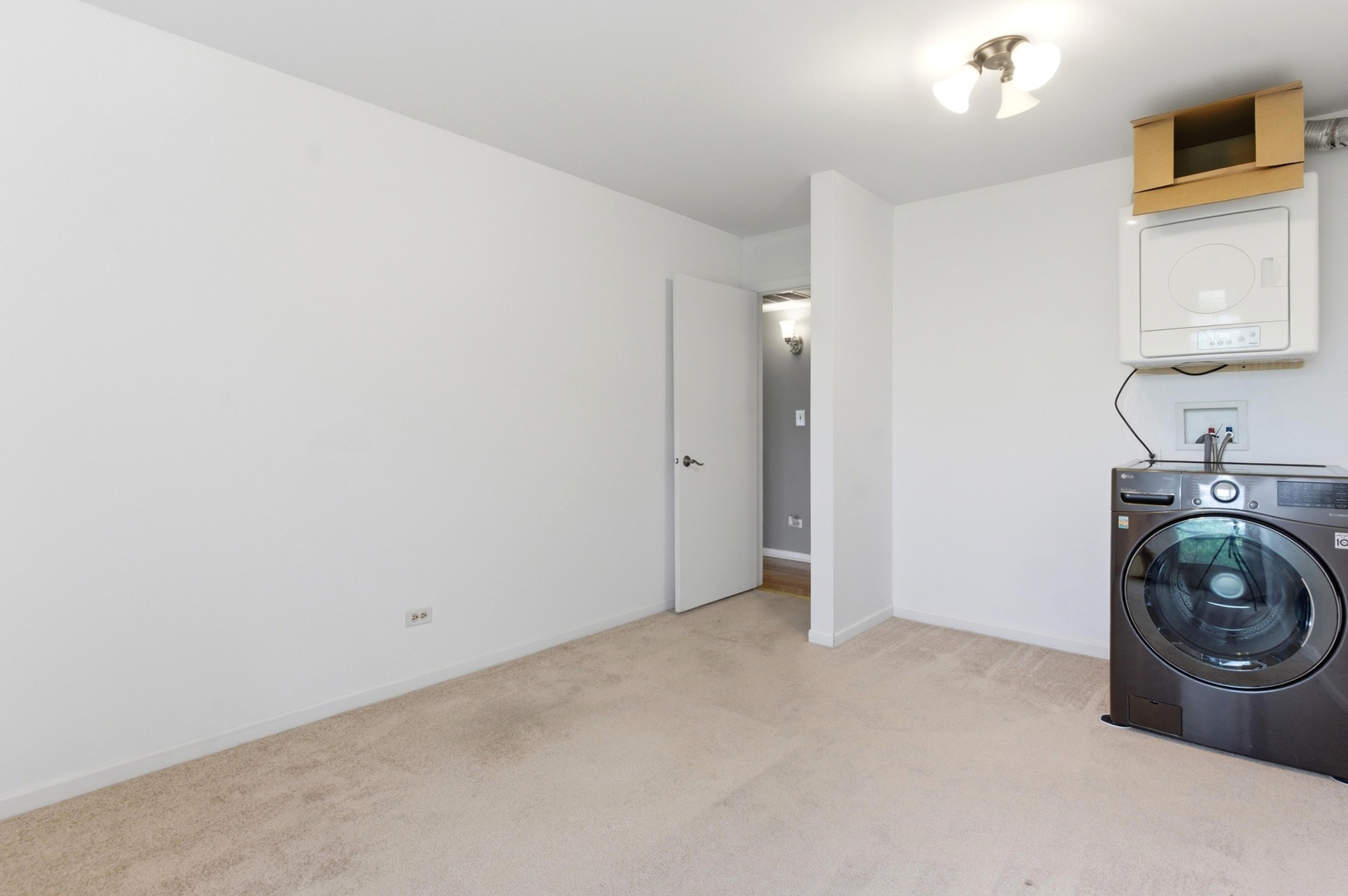 5511 E Lake Drive #D, Lisle, IL 60532