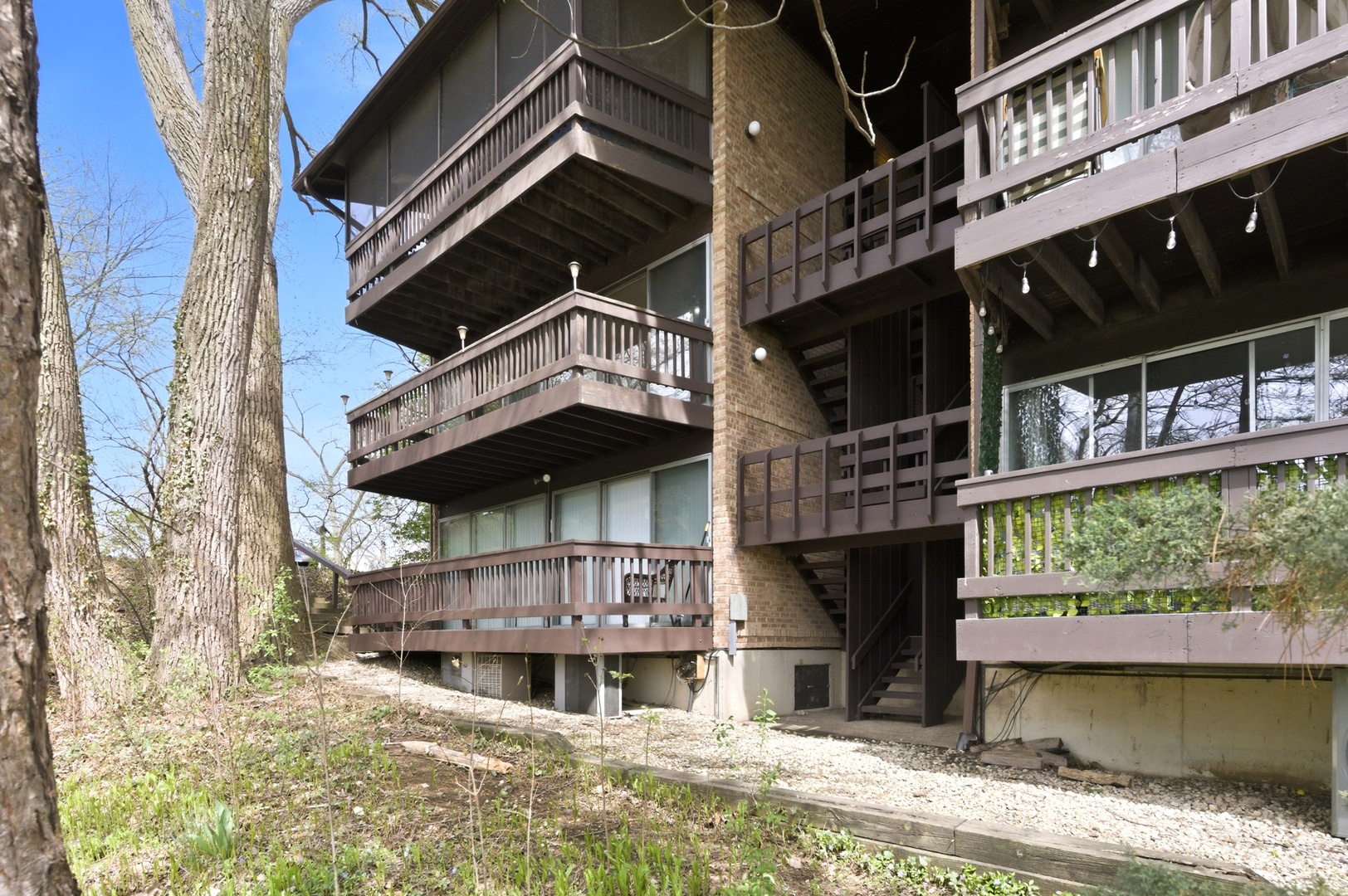 5511 E Lake Drive #D, Lisle, IL 60532