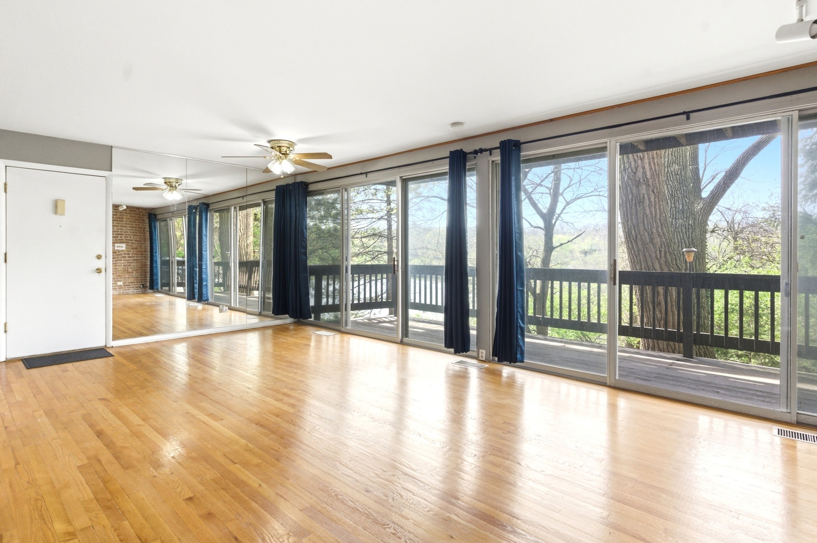 5511 E Lake Drive #D, Lisle, IL 60532