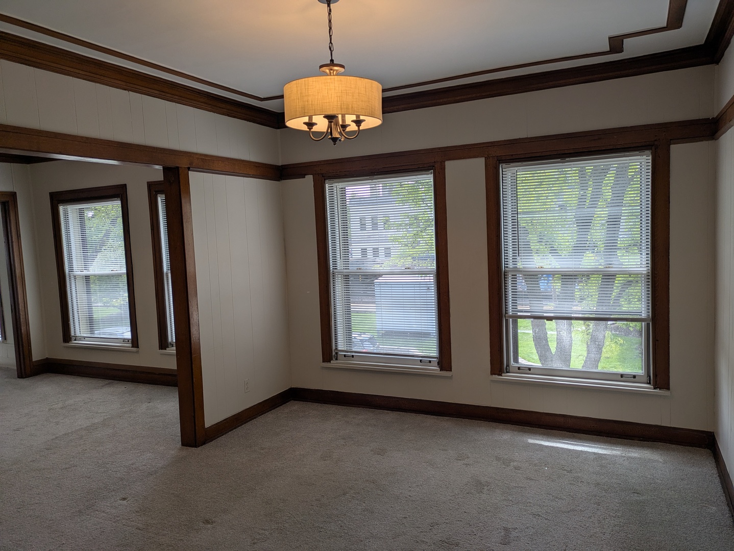 103 E 1 ST Street #2S, Elmhurst, IL 60126