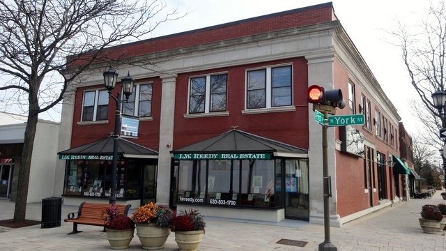 103 E 1 ST Street #2S, Elmhurst, IL 60126