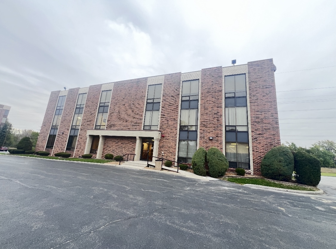 7804 W COLLEGE Drive #3N, Palos Heights, IL 60463