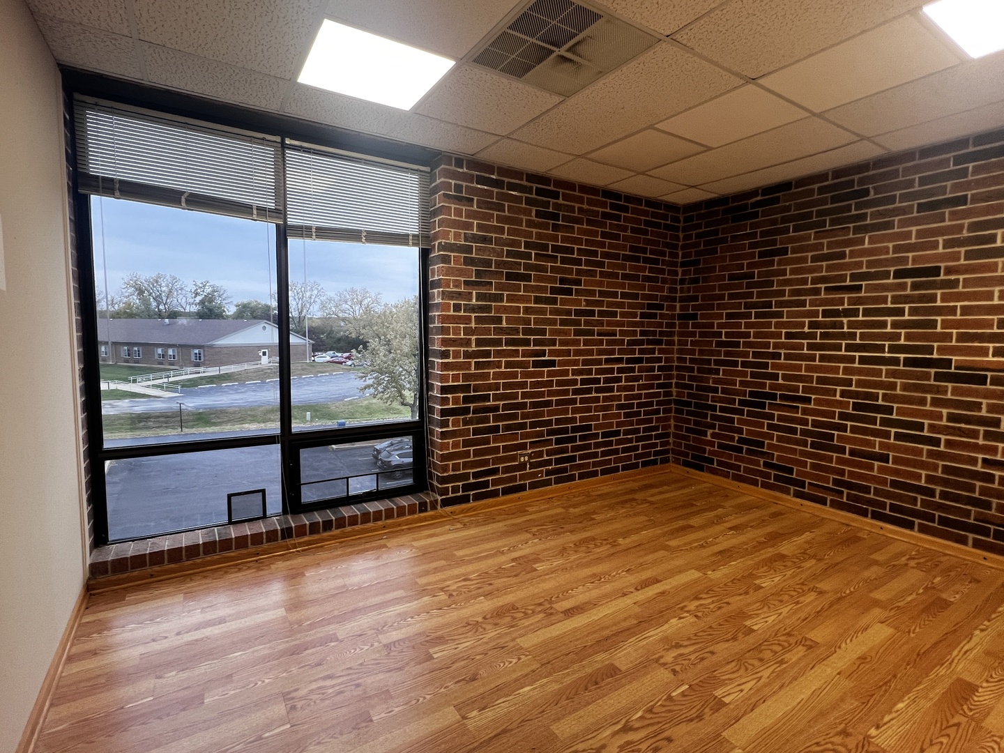 7804 W COLLEGE Drive #3N, Palos Heights, IL 60463