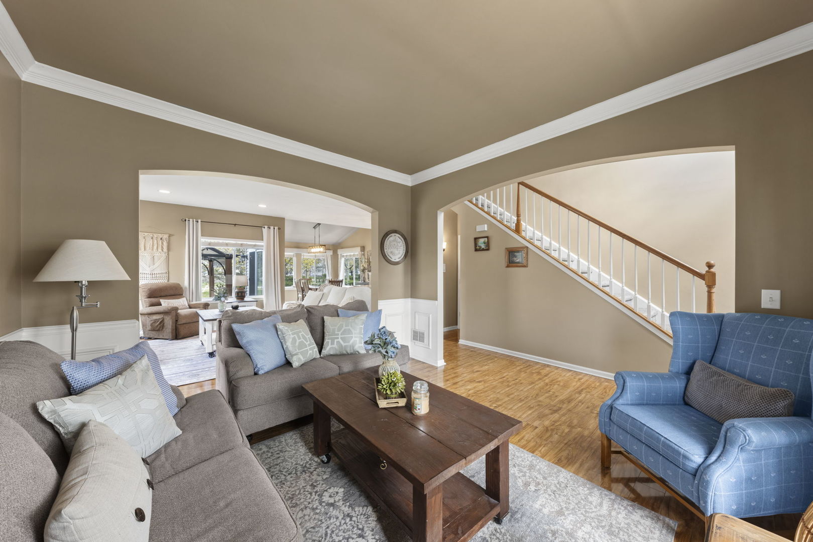 2653 Indian Cliffs Lane, Montgomery, IL 60538