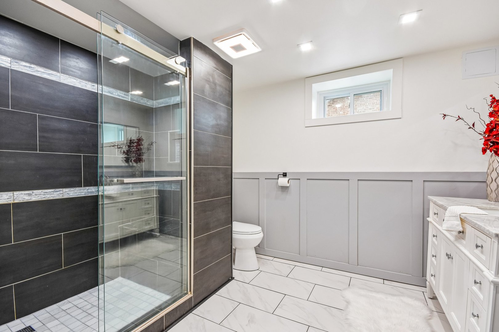 4428 Lisa Lane, Oak Forest, IL 60452