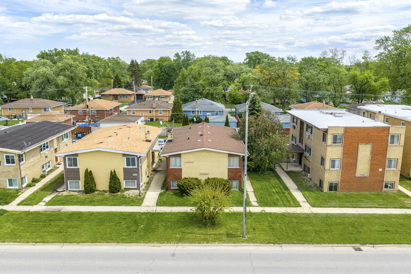18425 Torrence Avenue, Lansing, IL 60438