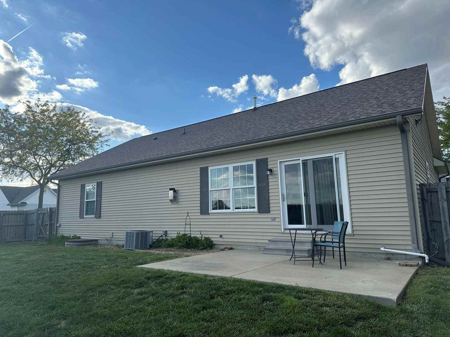 709 Molly Lane, New Berlin, IL 62670