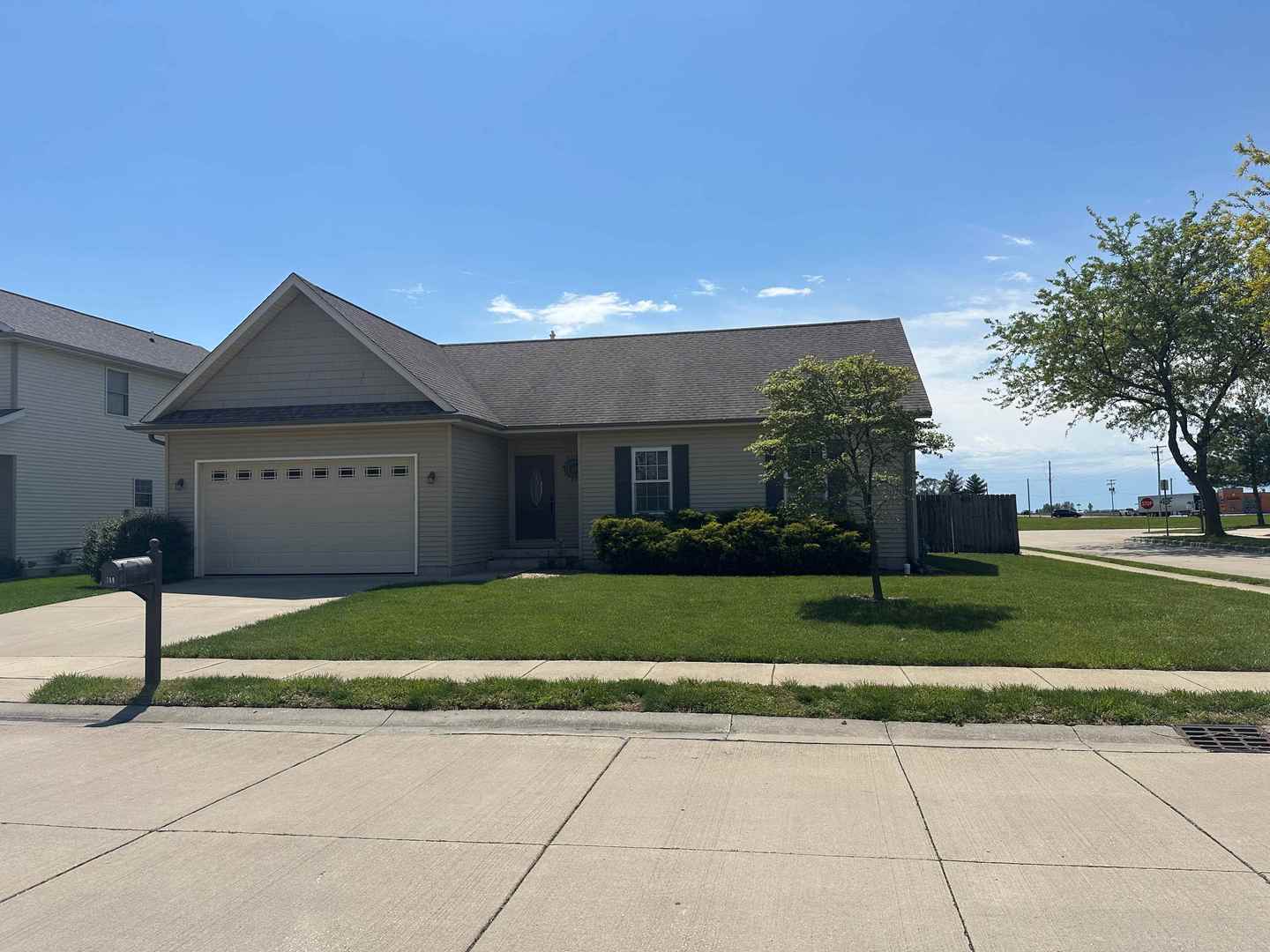 709 Molly Lane, New Berlin, IL 62670