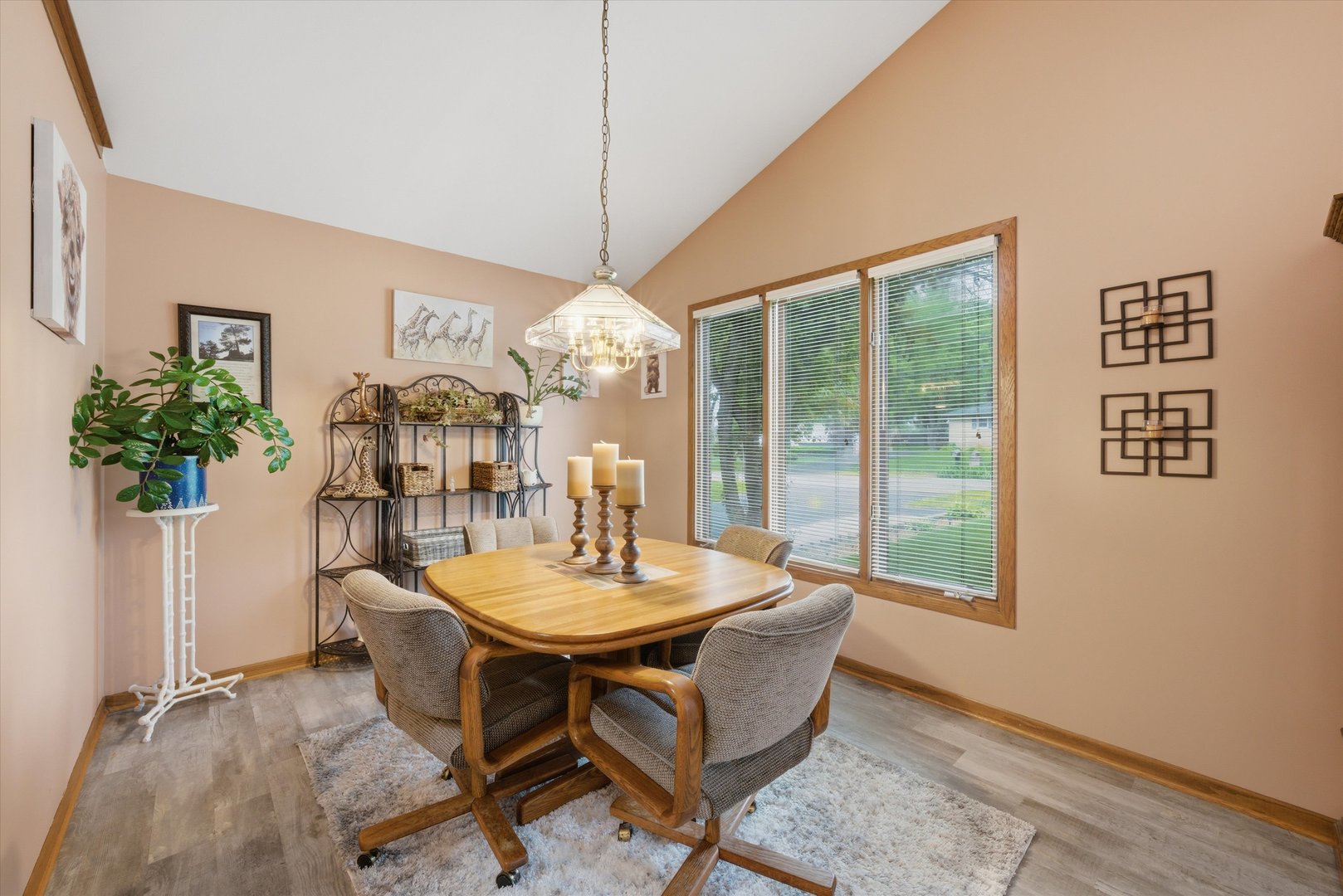 15415 LARAMIE Avenue, Oak Forest, IL 60452