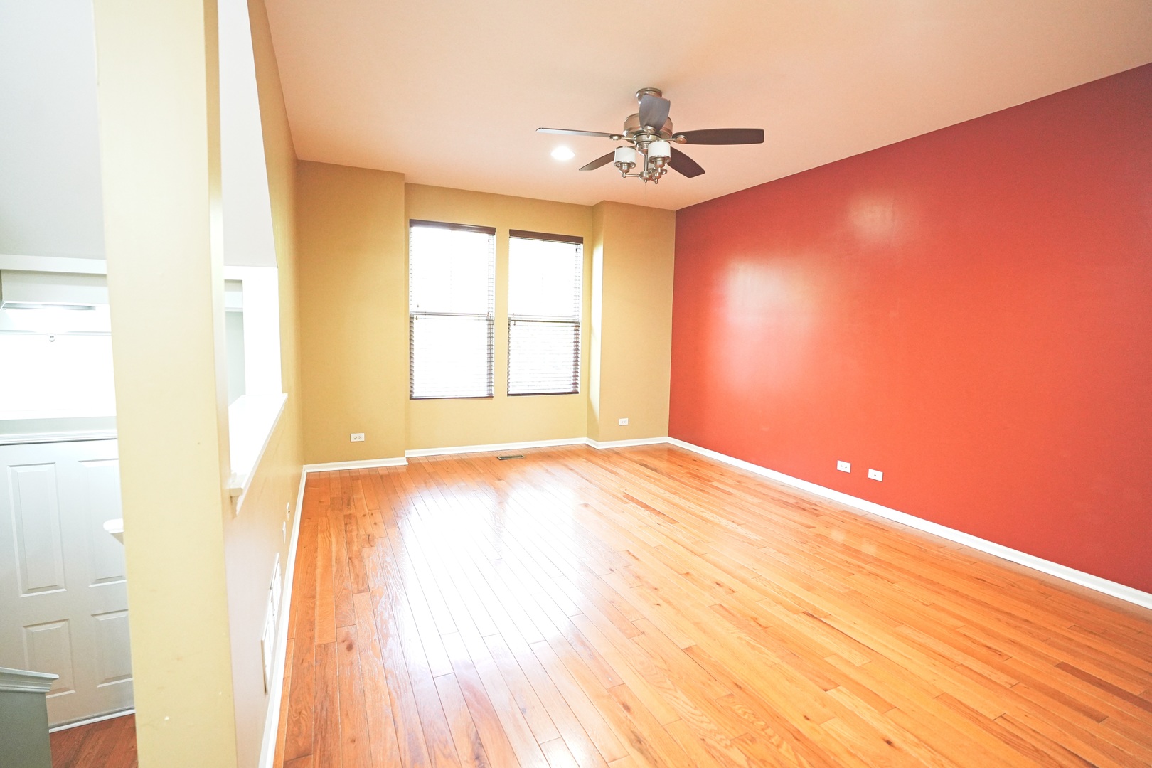 470 Grosvenor Lane #470, Aurora, IL 60504
