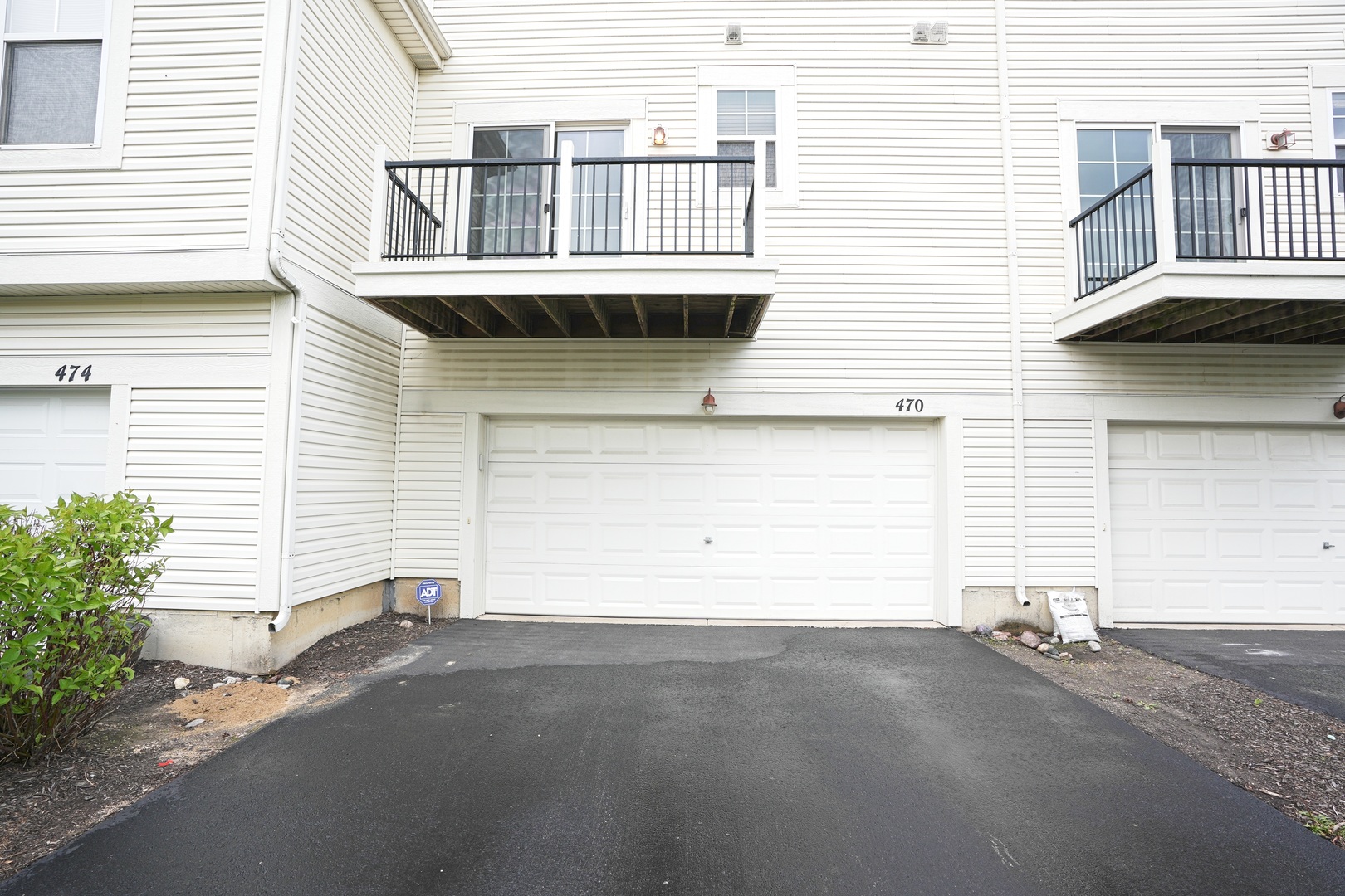 470 Grosvenor Lane #470, Aurora, IL 60504