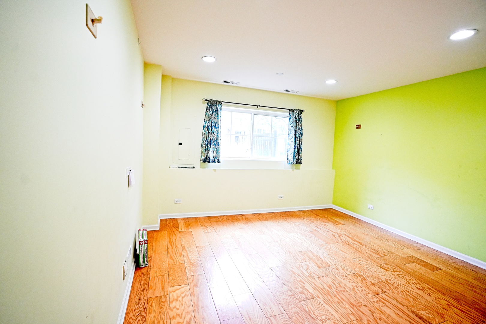 470 Grosvenor Lane #470, Aurora, IL 60504