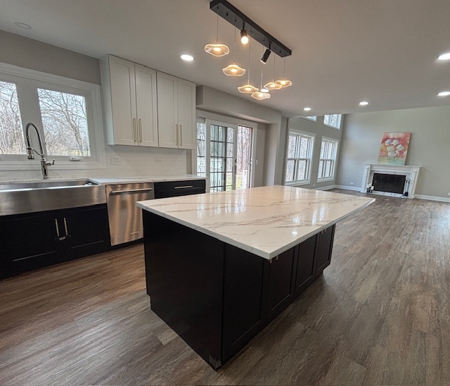 33993 N Treeline Court, Grayslake, IL 60030