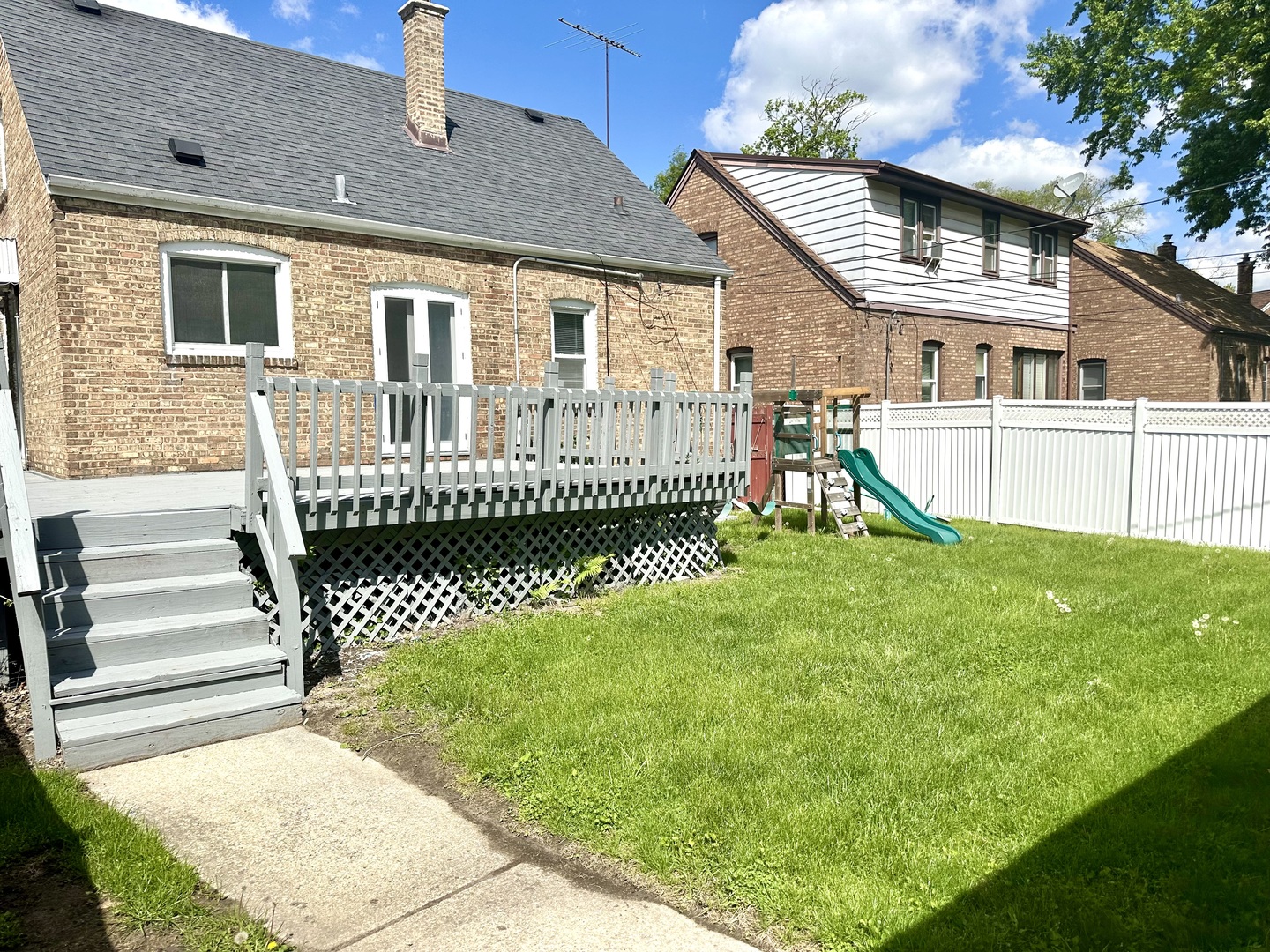 18037 Ridgewood Avenue, Lansing, IL 60438
