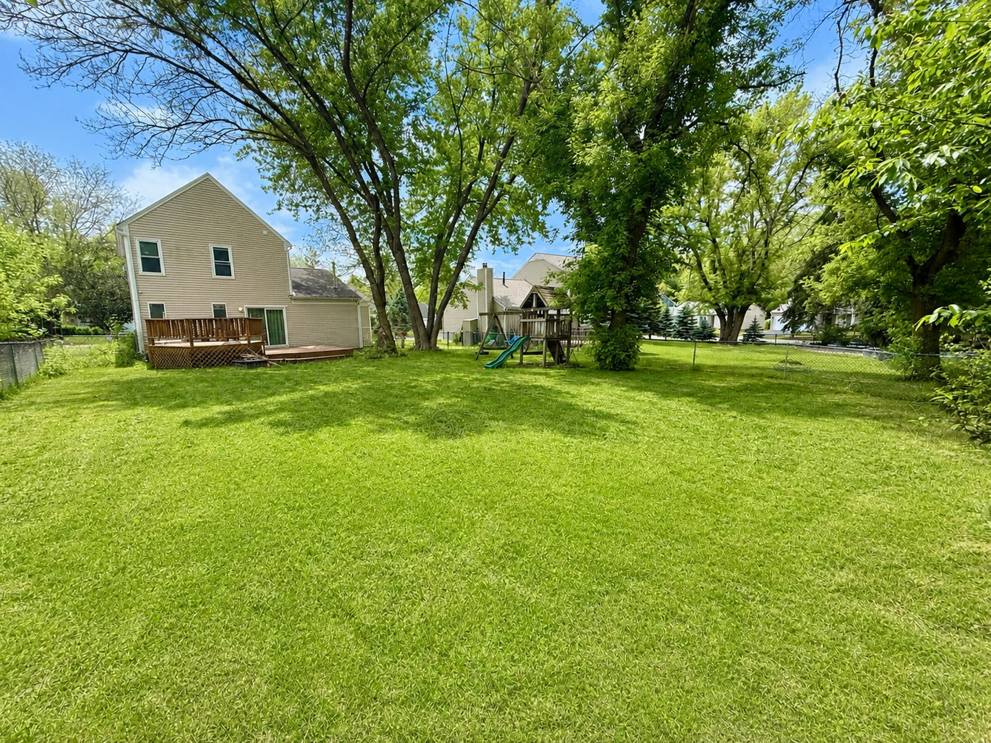 1550 Meghan Avenue, Algonquin, IL 60102