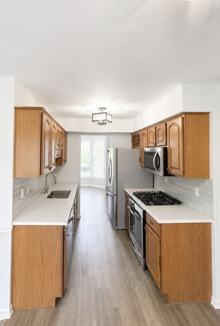 1550 Meghan Avenue, Algonquin, IL 60102