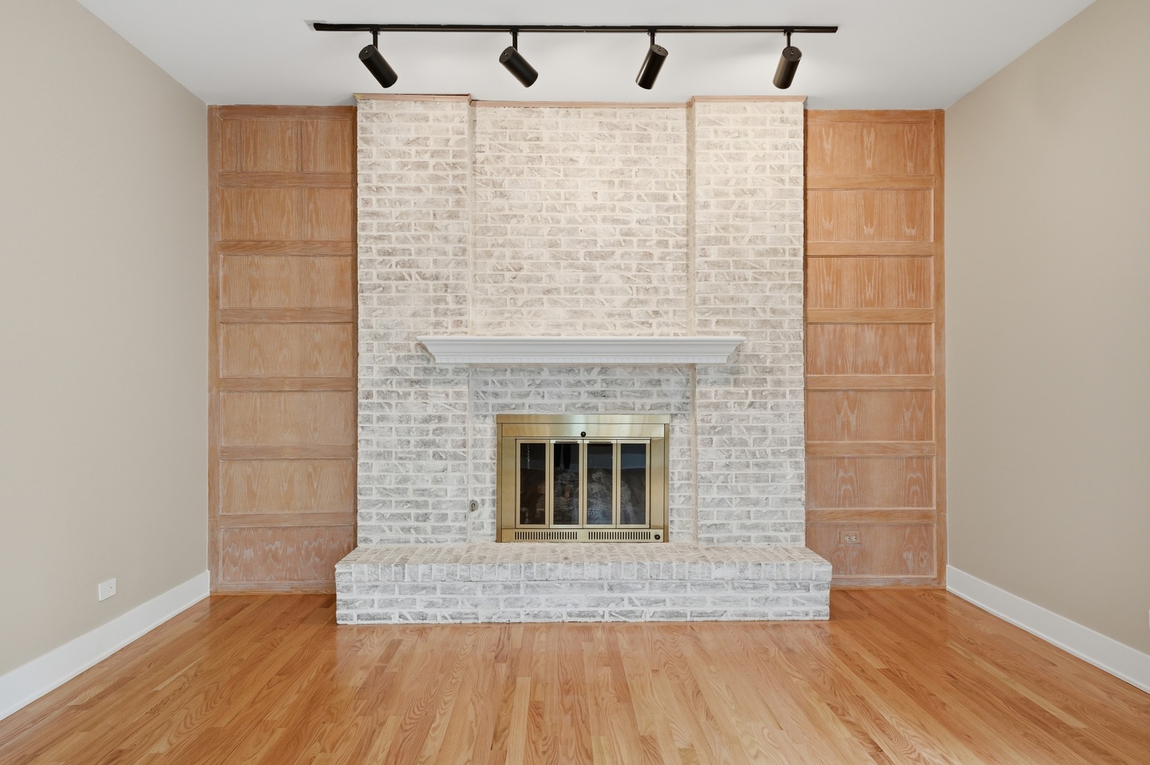 4452 Burgundy Place, Lisle, IL 60532