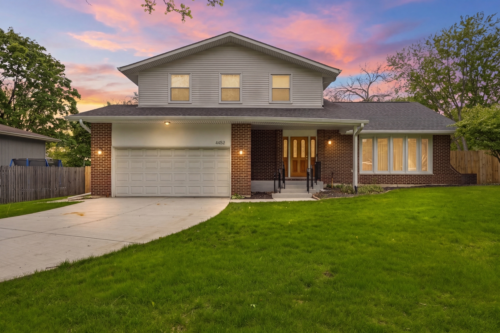 4452 Burgundy Place, Lisle, IL 60532