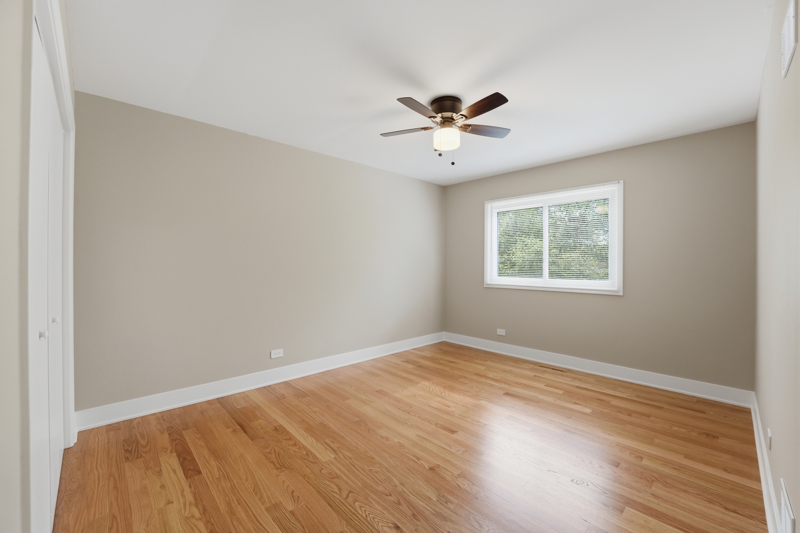 4452 Burgundy Place, Lisle, IL 60532