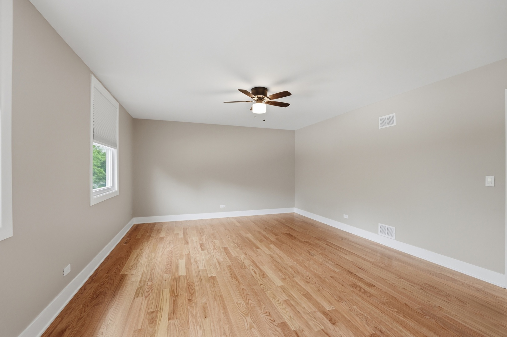 4452 Burgundy Place, Lisle, IL 60532