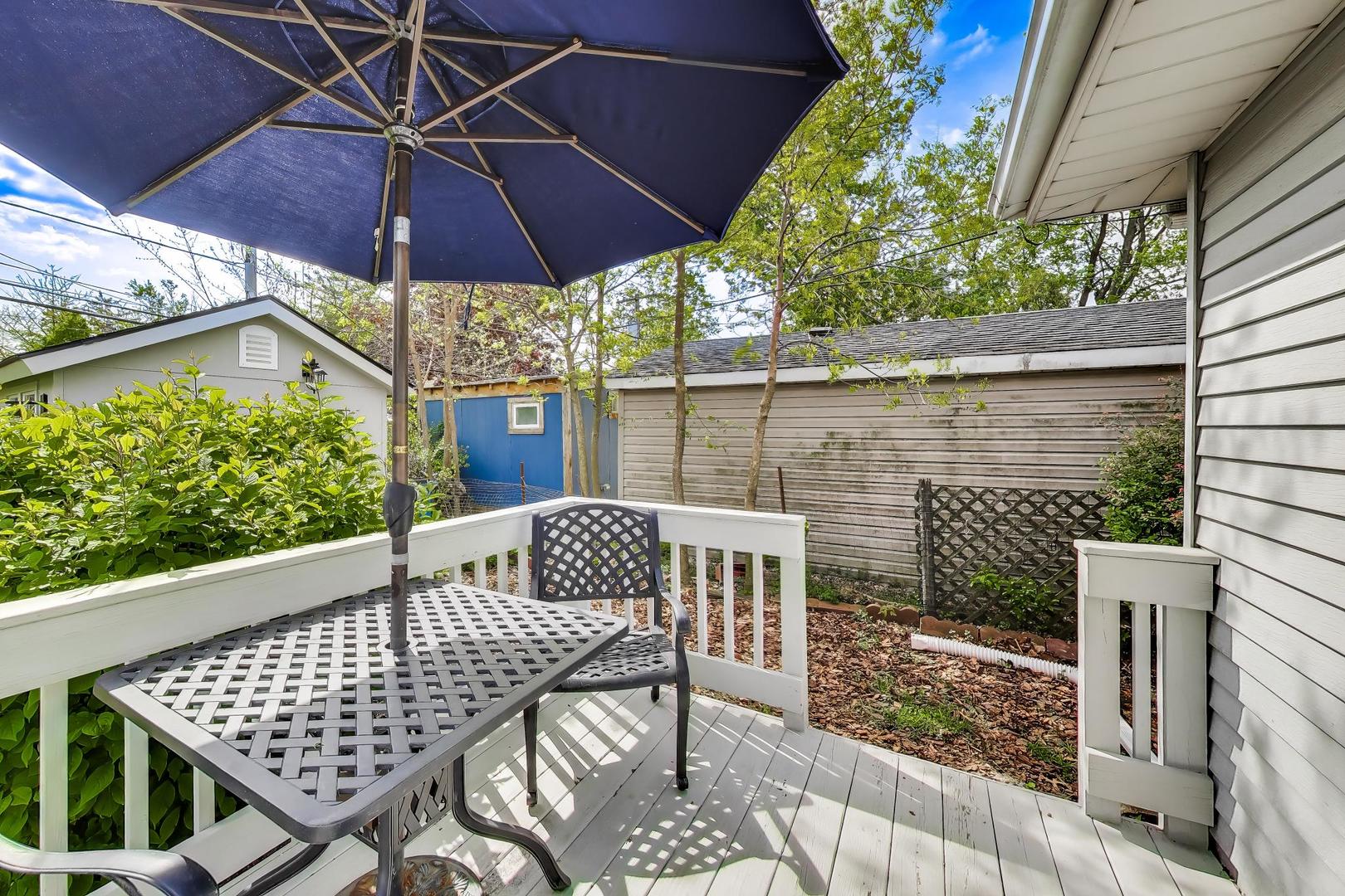 321 N Fairview Avenue, Mount Prospect, IL 60056