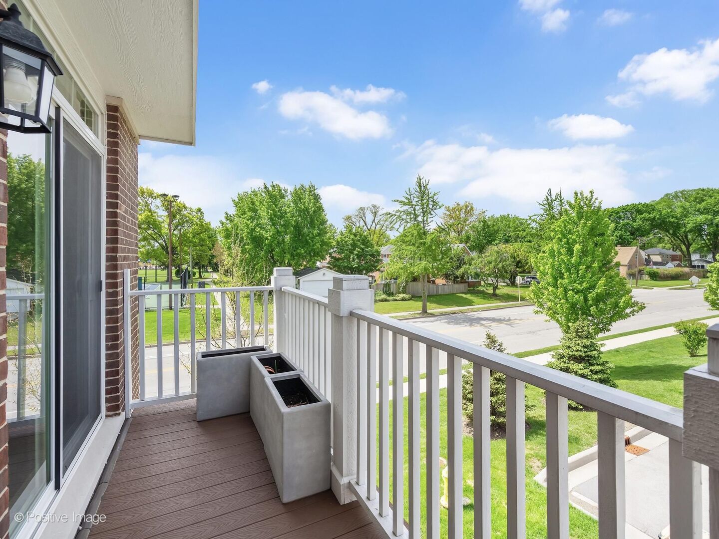 450 Bluff Avenue, La Grange, IL 60525