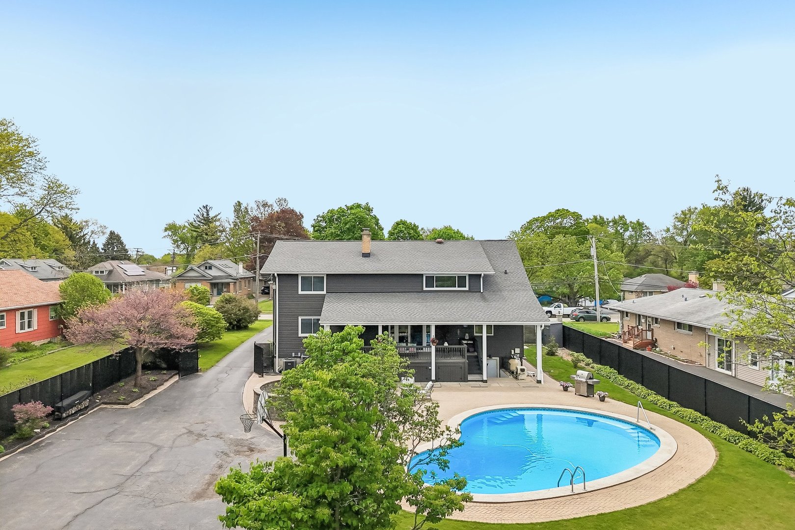 128 W Park Street, Mundelein, IL 60060