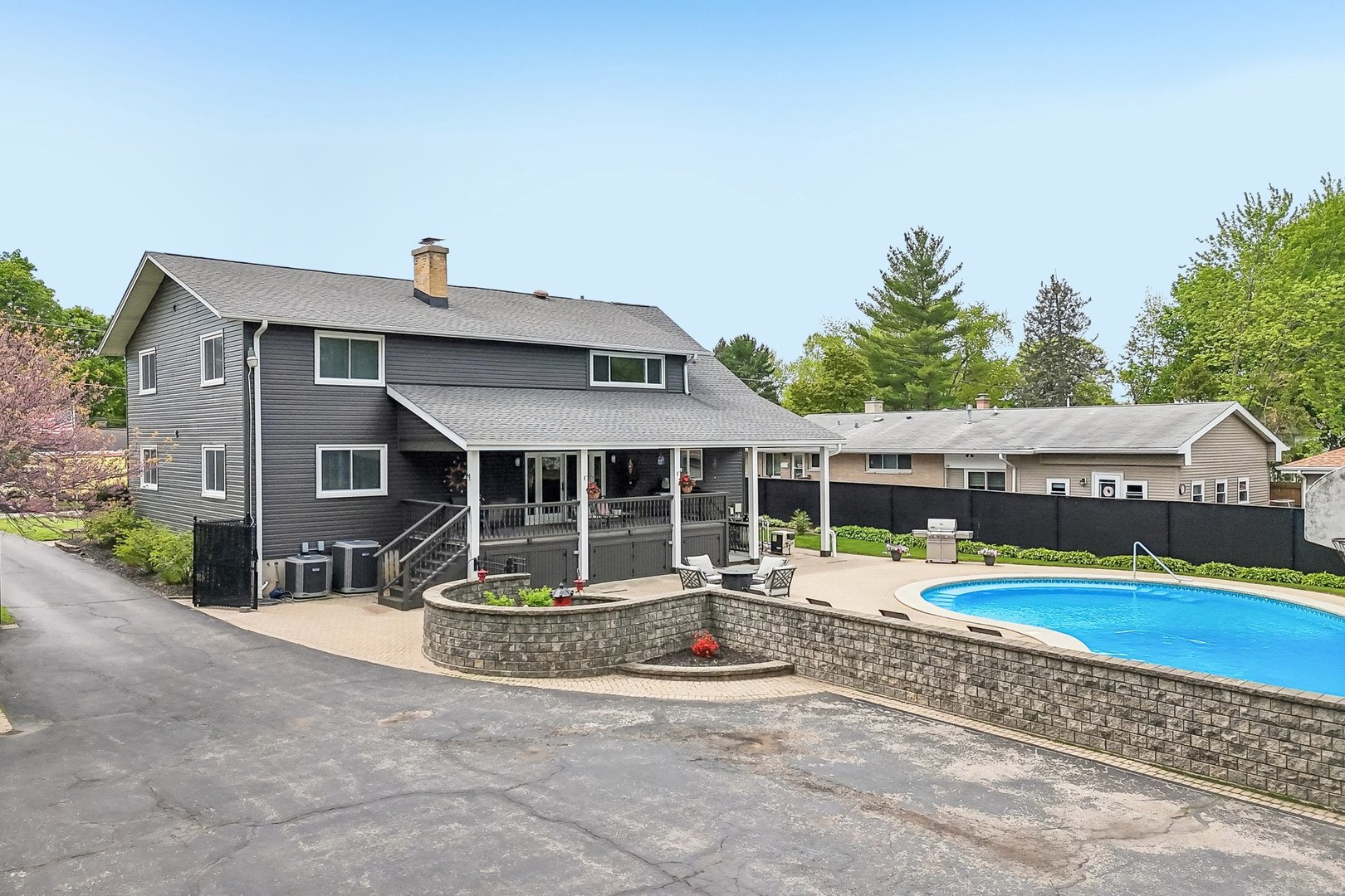 128 W Park Street, Mundelein, IL 60060