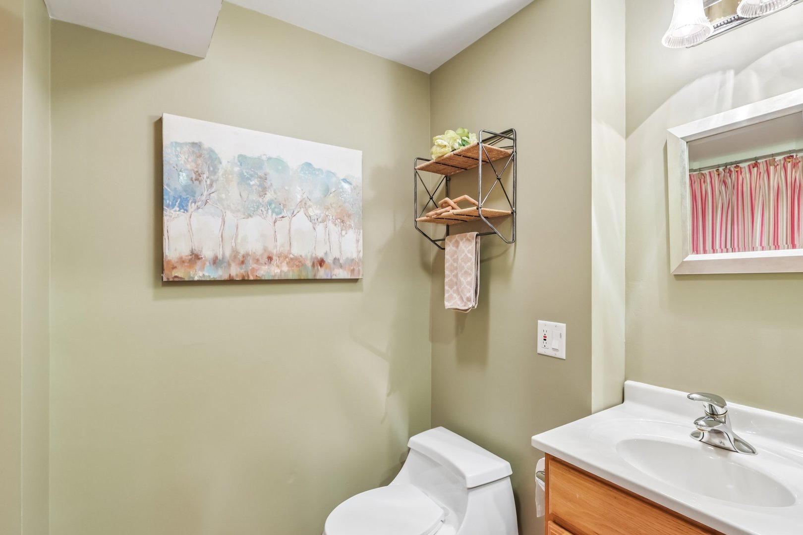 128 W Park Street, Mundelein, IL 60060