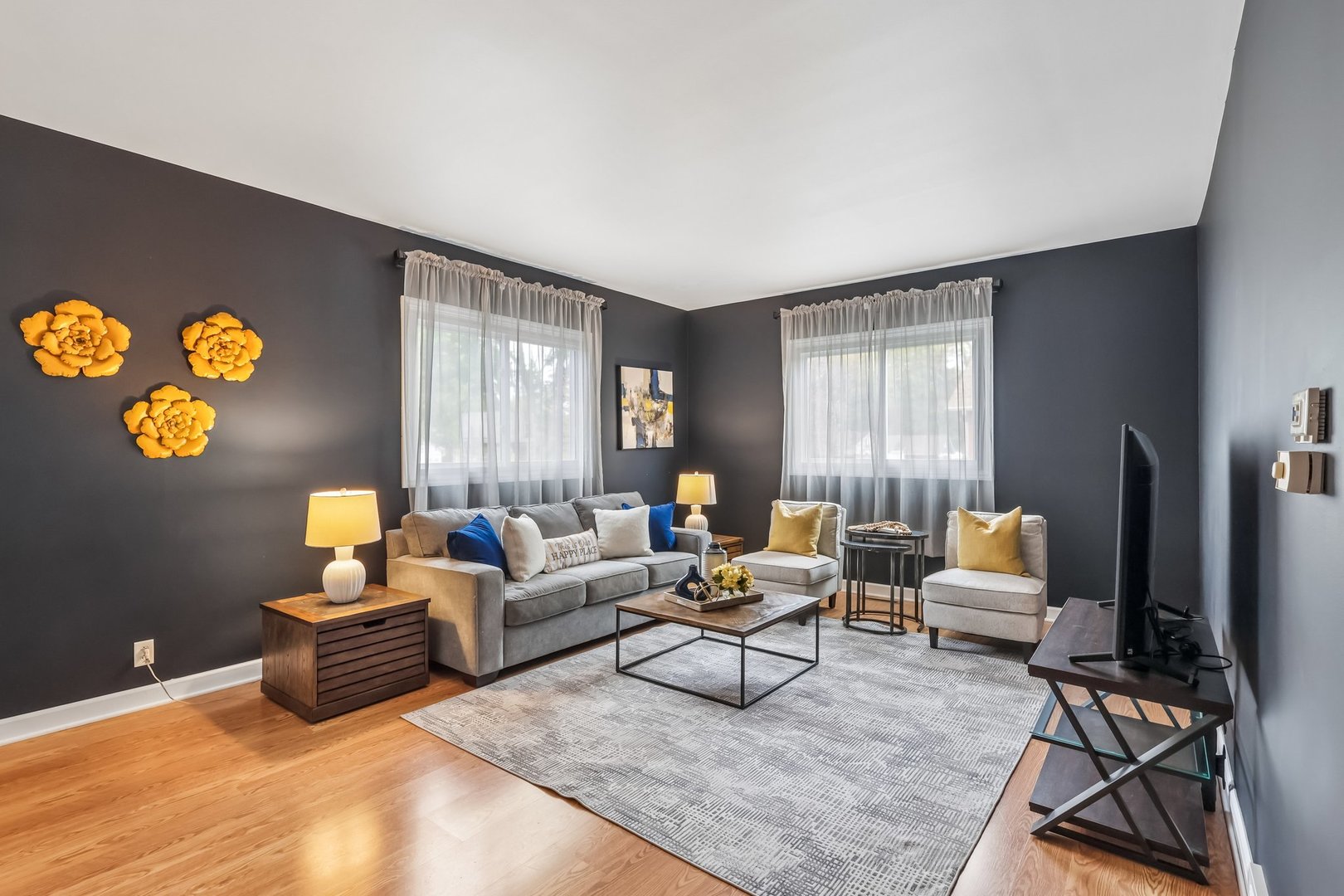 128 W Park Street, Mundelein, IL 60060
