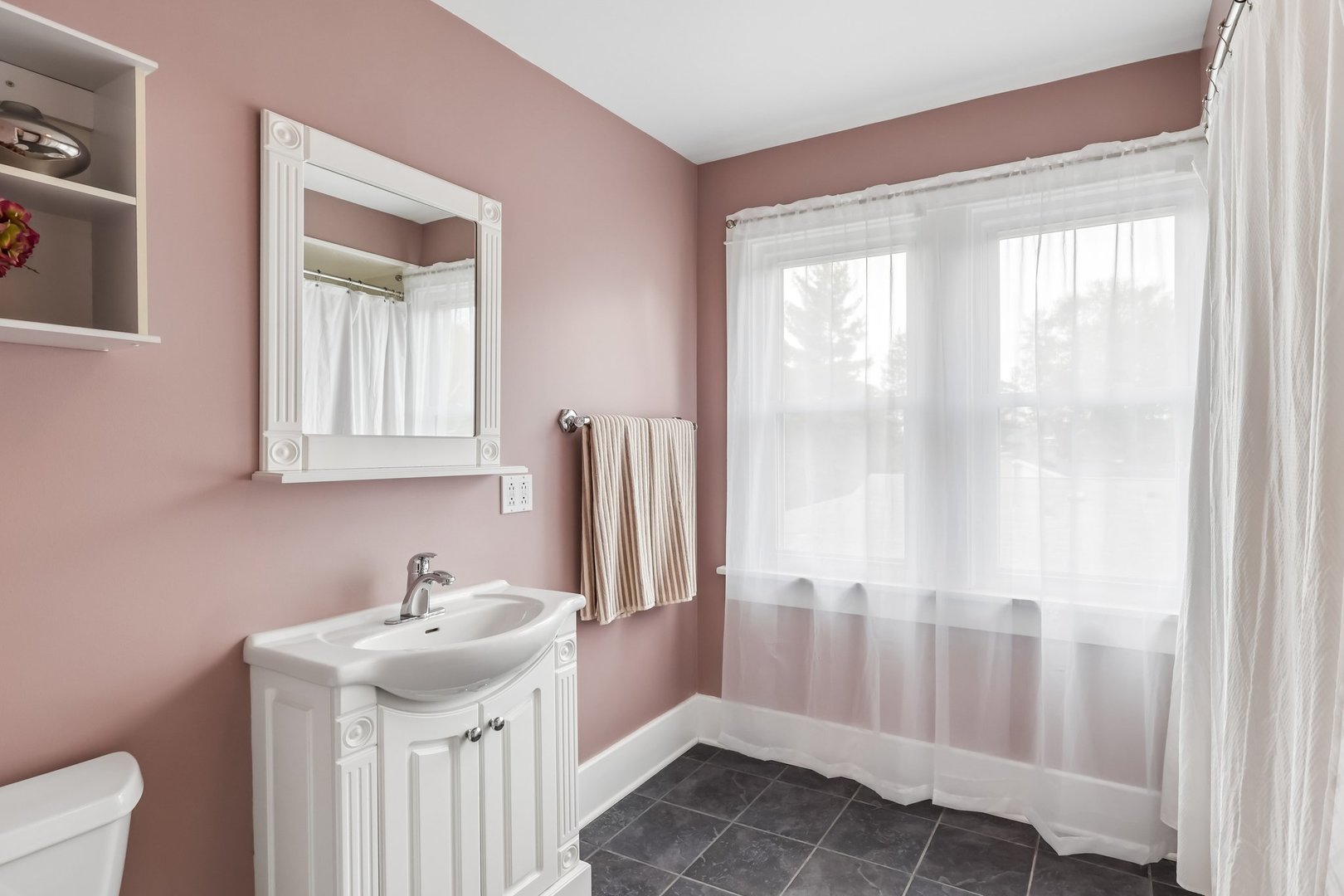 128 W Park Street, Mundelein, IL 60060