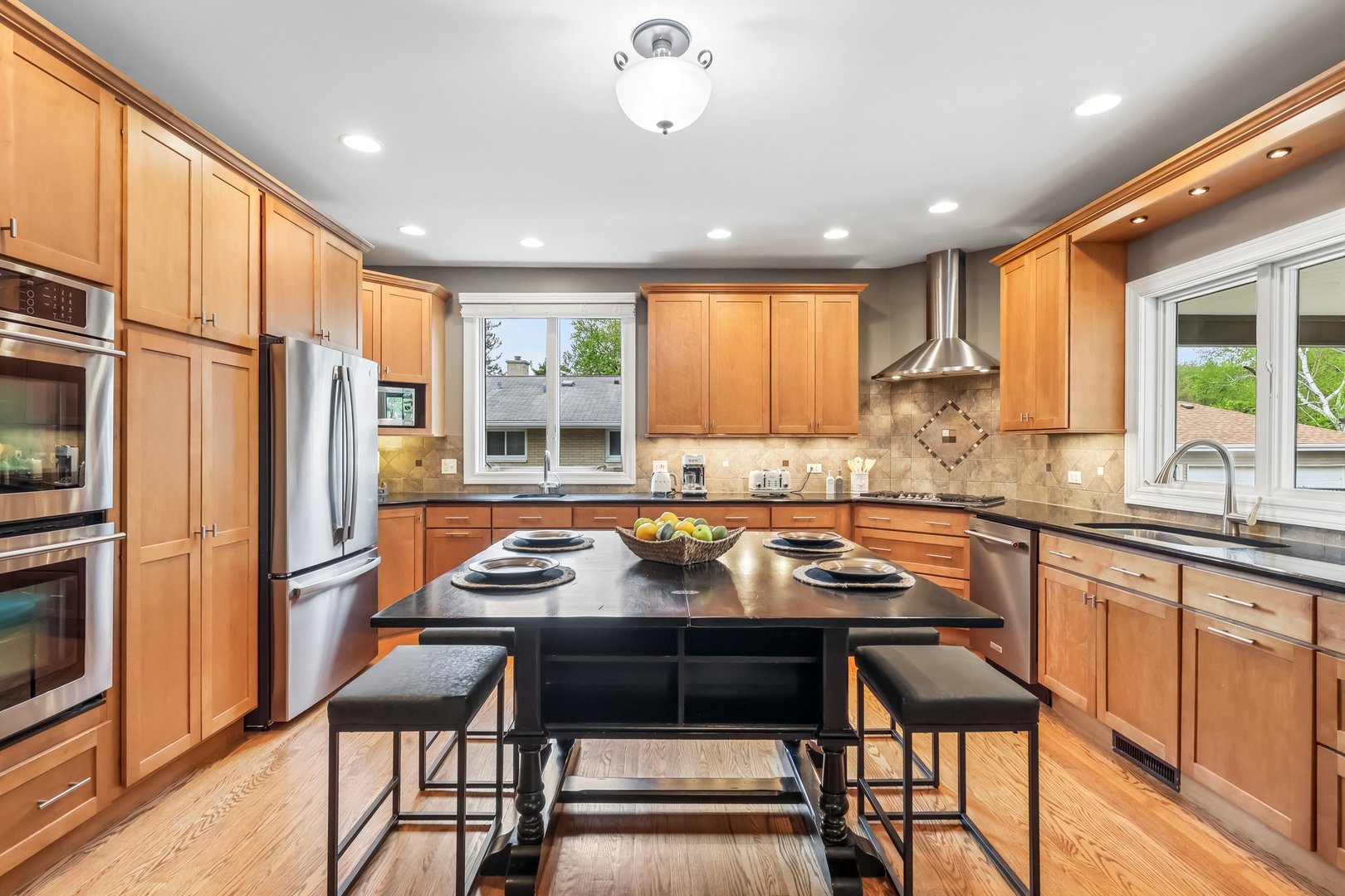 128 W Park Street, Mundelein, IL 60060