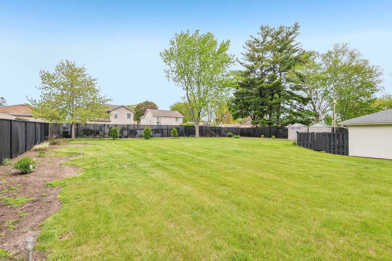 128 W Park Street, Mundelein, IL 60060