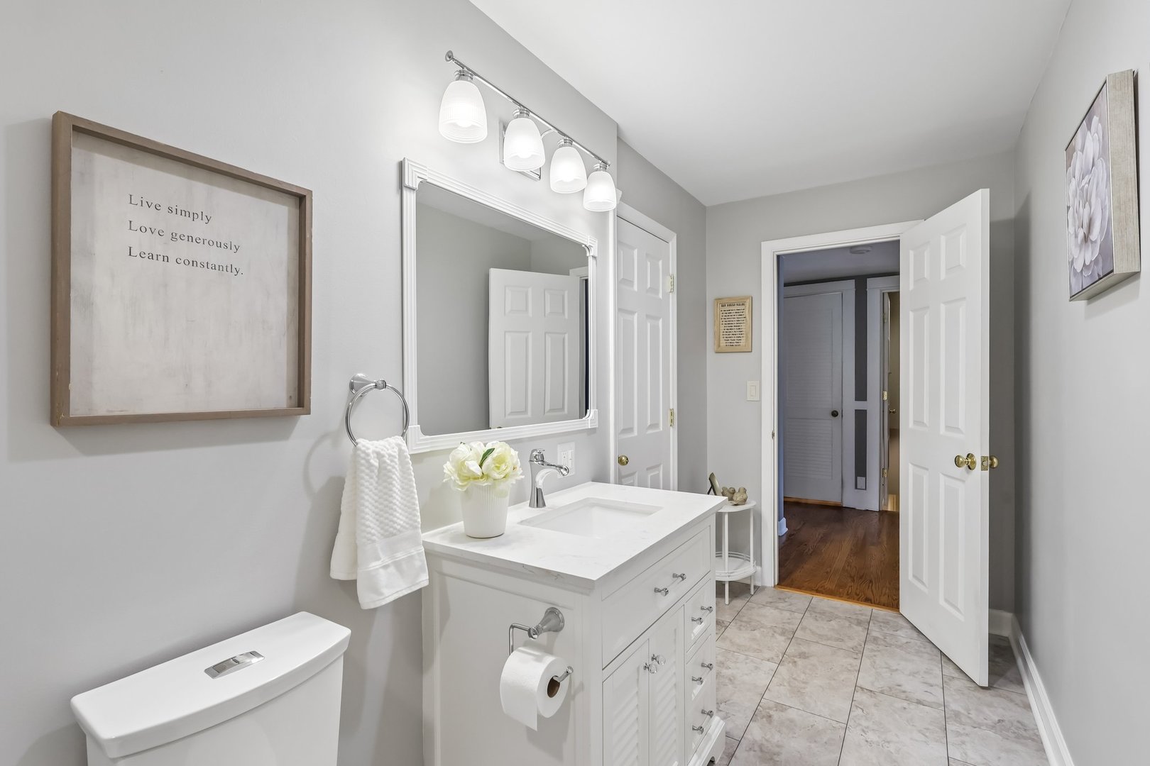 128 W Park Street, Mundelein, IL 60060