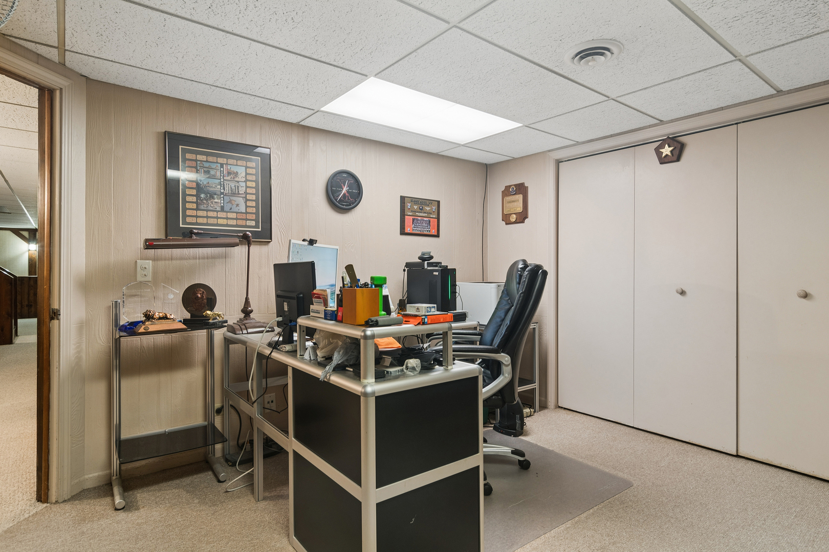 135 Hillcrest Court, Barrington, IL 60010