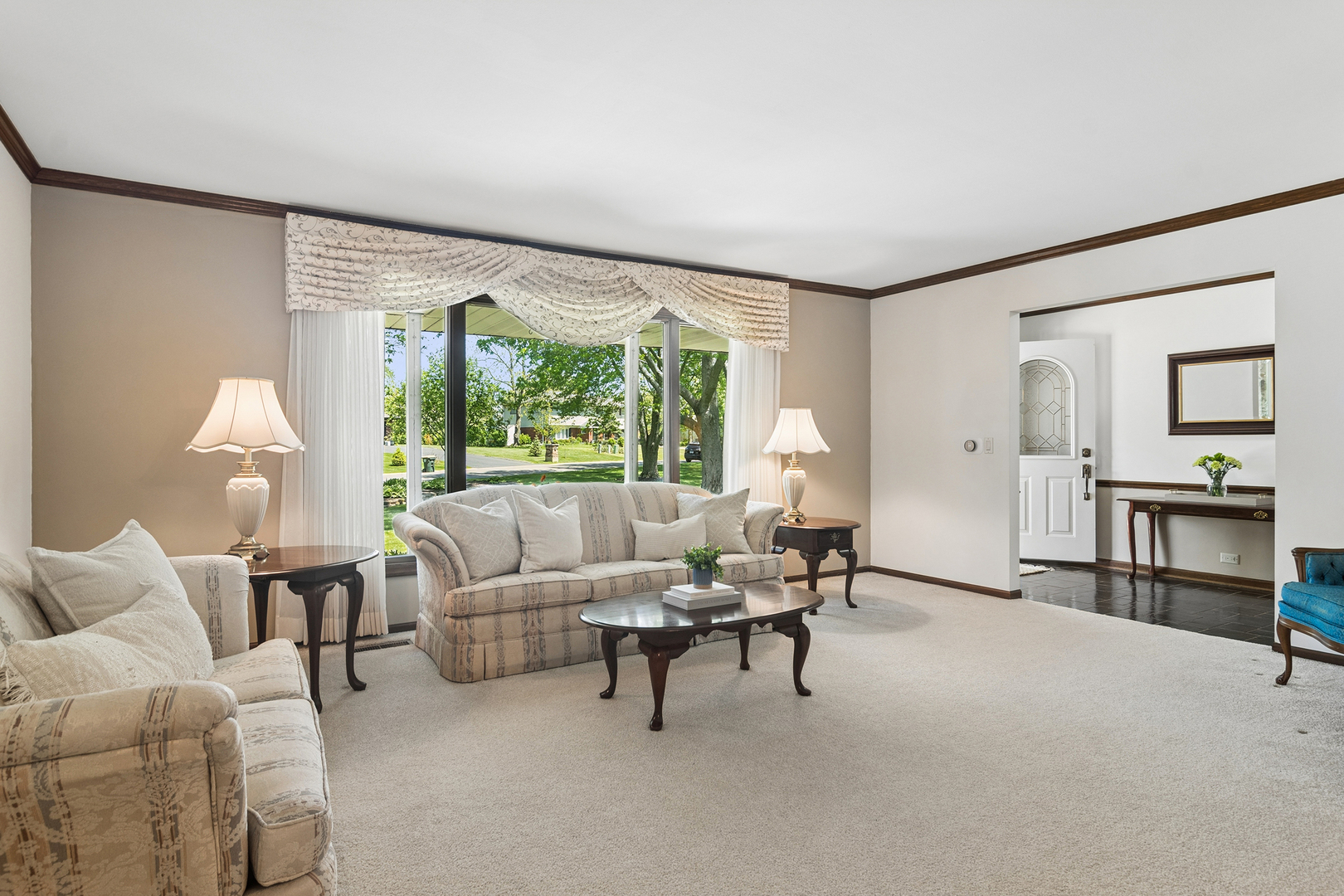 135 Hillcrest Court, Barrington, IL 60010
