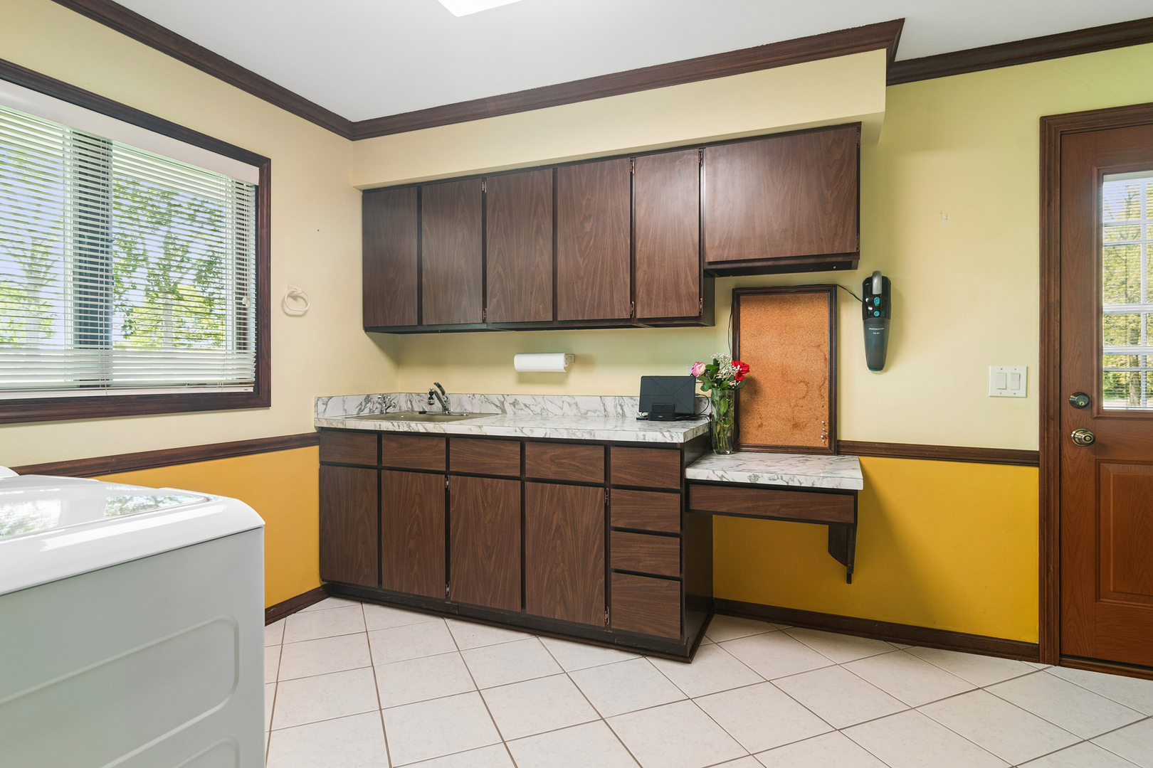 135 Hillcrest Court, Barrington, IL 60010