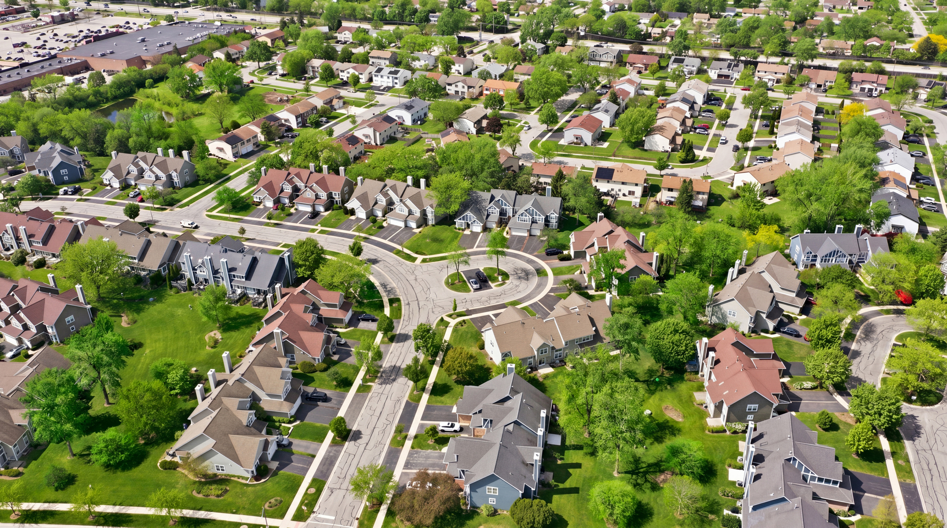 605 Kingsbridge Drive, Carol Stream, IL 60188