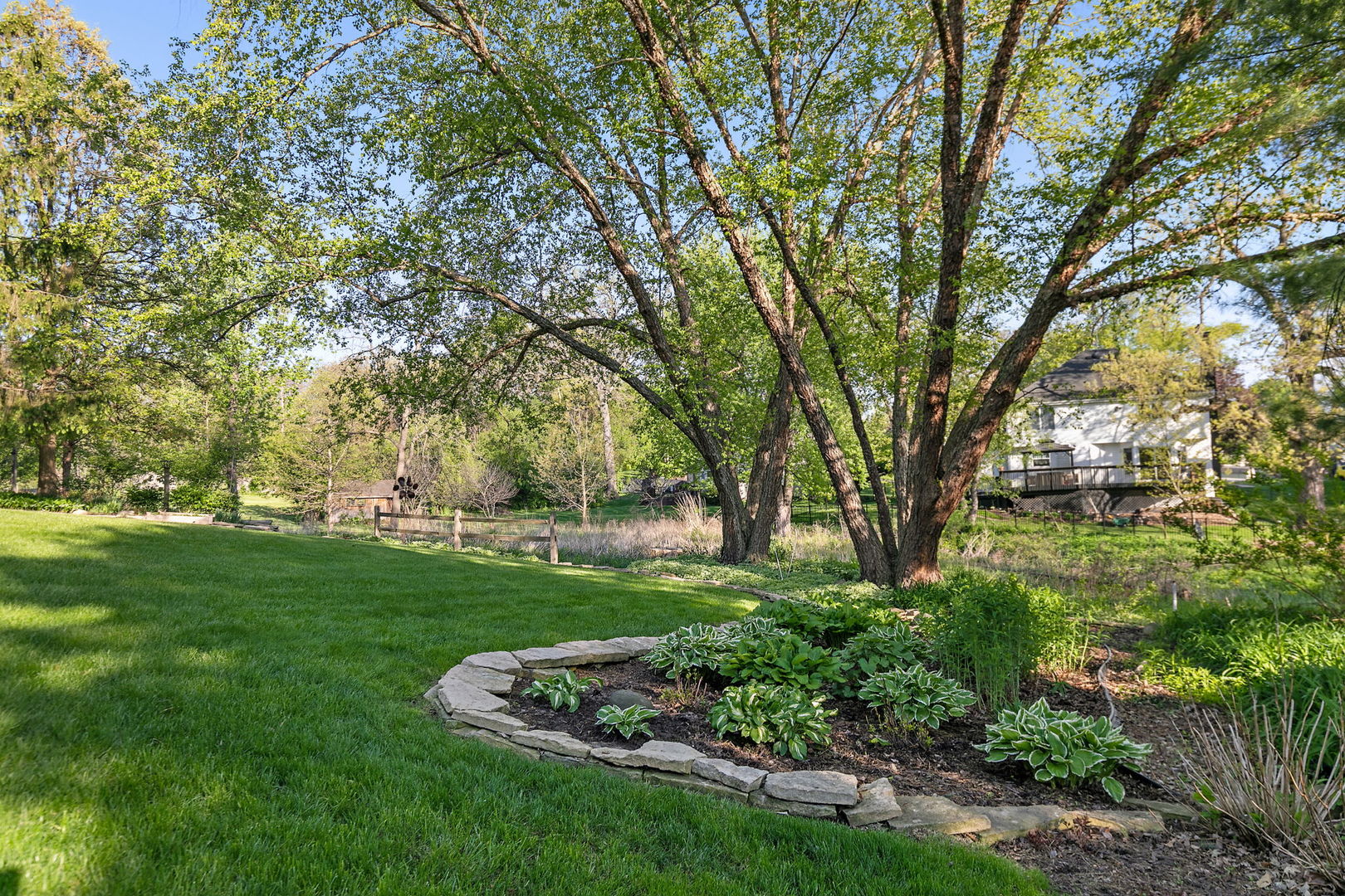 1045 Helen Drive, Algonquin, IL 60102